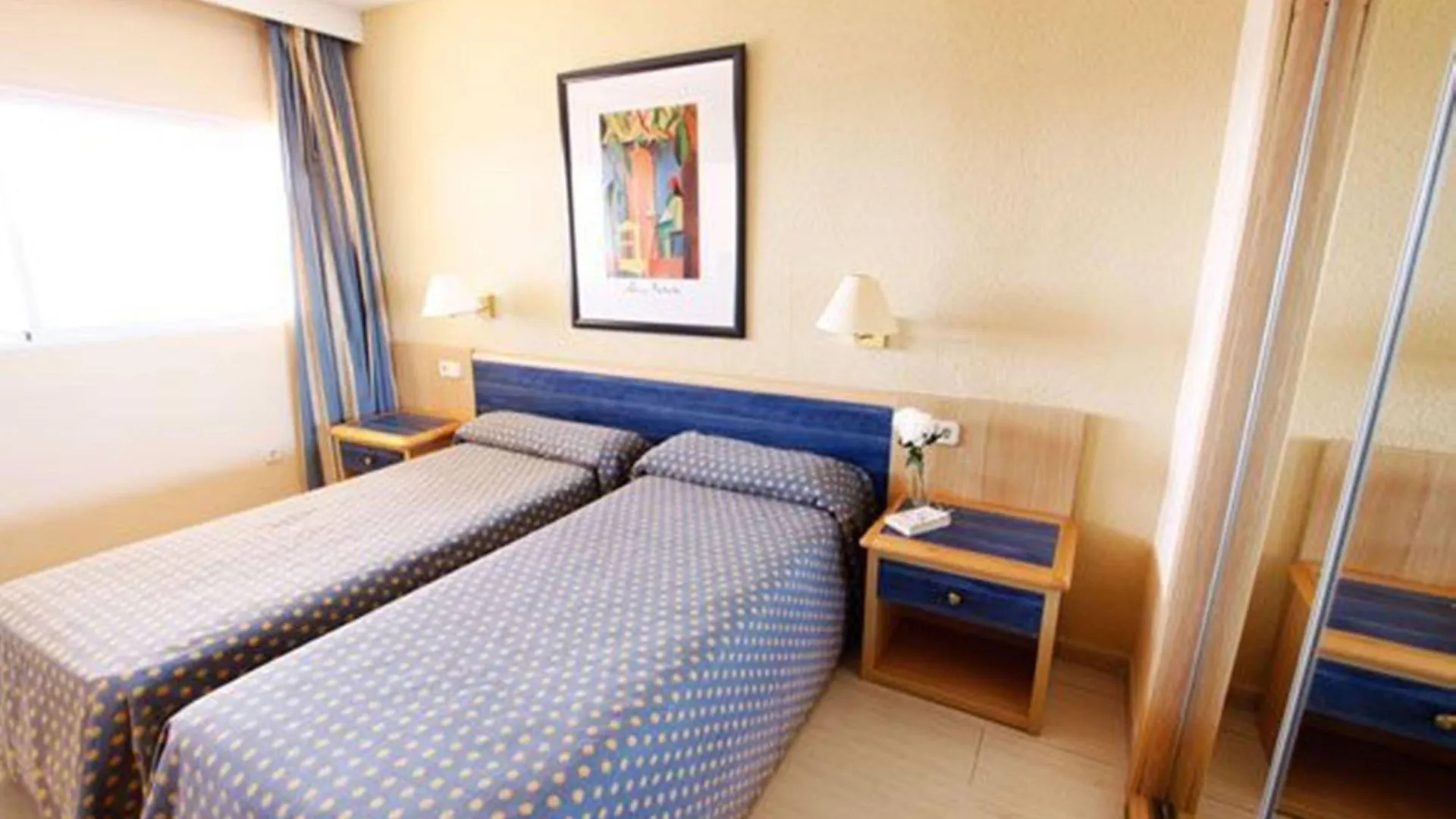 Vista Sol Apartments Magaluf  Hotel